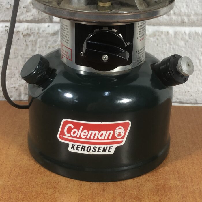 Vintage Coleman Lamp in Case (Made in USA) - Image 6