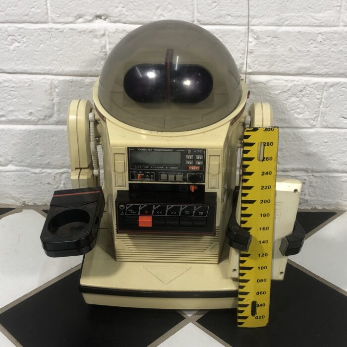 Vintage 1980s Tomy Omnibot Programmable Robot Toy (Made in Japan) - Image 10