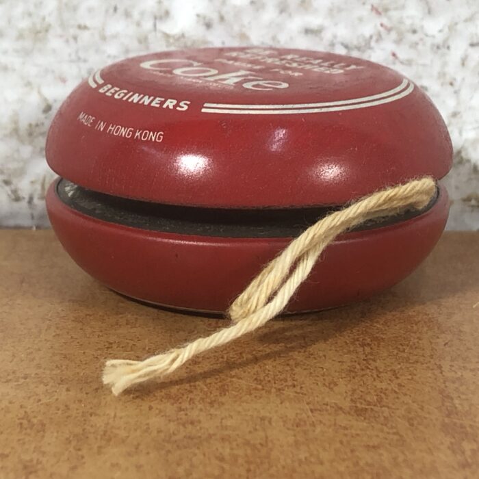 Genuine Russell Coca Cola Beginners Yo-Yo (Made in Hong Kong) ~ RARE Tin Toy - Image 3