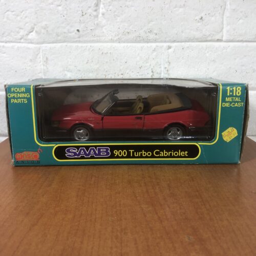 SAAB 900 Turbo Cabriolet (1:18)