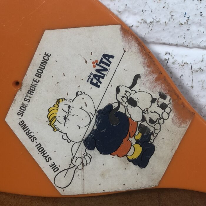 Vintage Fanta Ding Bat & Badges - Image 5
