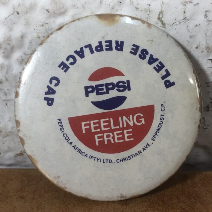 Vintage Fanta Ding Bat & Badges - Image 6