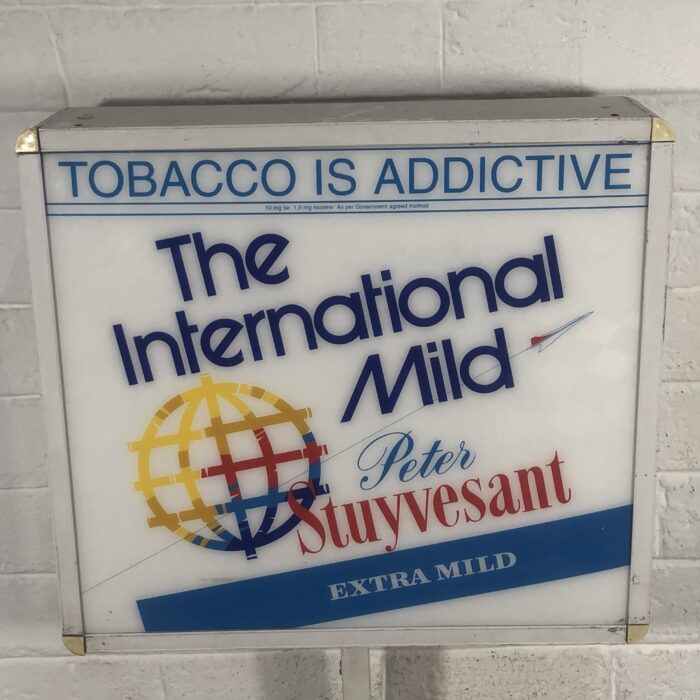 Vintage Peter Stuyvesant Cigarette Dispenser - Image 2