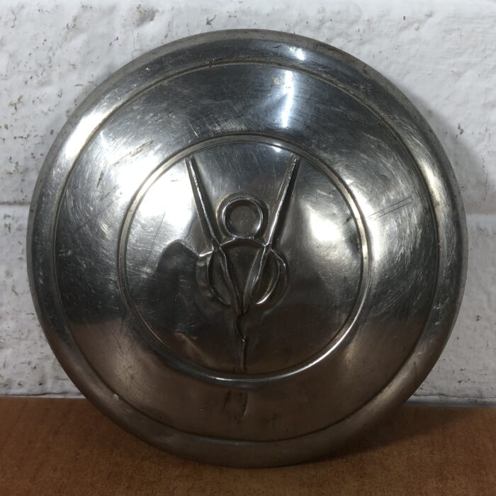 Set of 4 Vintage V8 Wheel Caps - Image 4