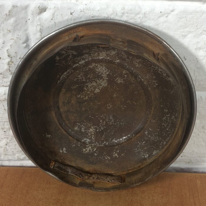 Set of 4 Vintage V8 Wheel Caps - Image 6