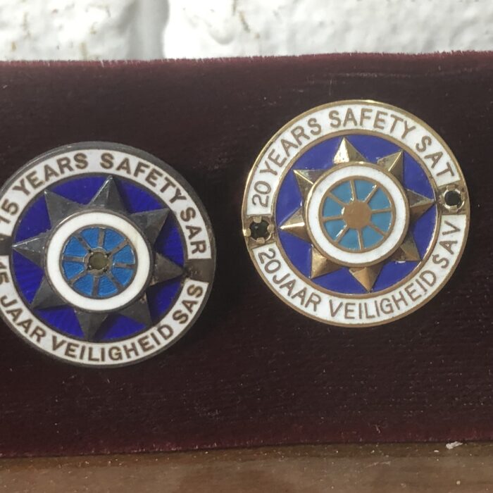 Set of Vintage SAR/SAS Safety Badges (5 Years to 25 Years) - Image 4