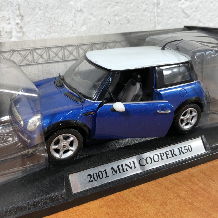 2001 Mini Cooper R50 (1:18)