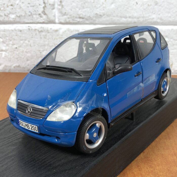 1997 Mercedes-Benz A-Class (1:18) - Image 6