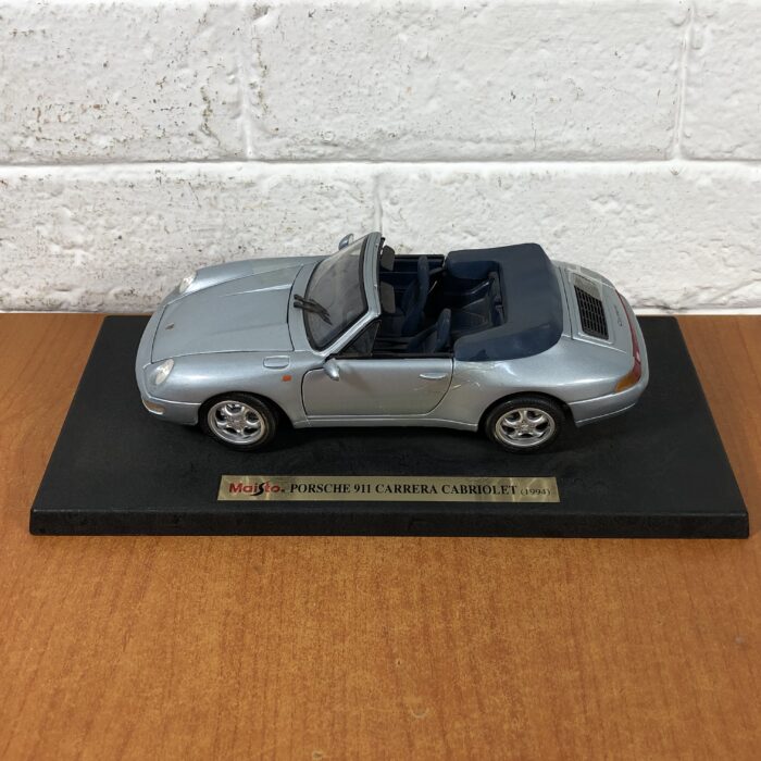 1994 Porsche 911 Carrera Cabriolet (1:18) - Image 3