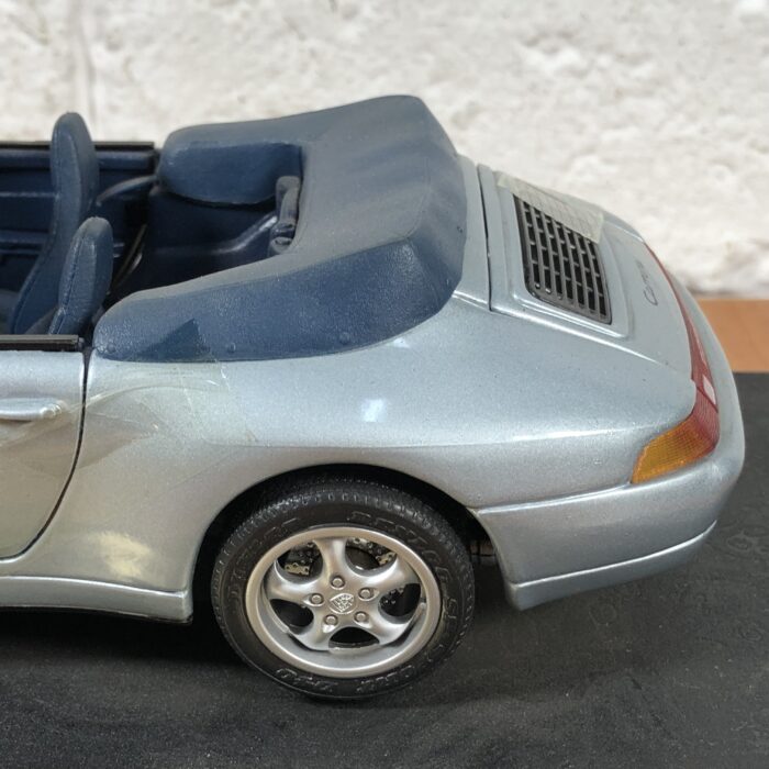 1994 Porsche 911 Carrera Cabriolet (1:18) - Image 6
