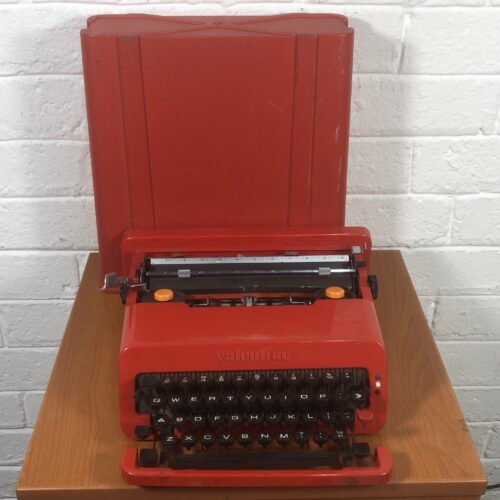 Vintage Olivetti Valentine Portable Typewriter (Made in Spain)
