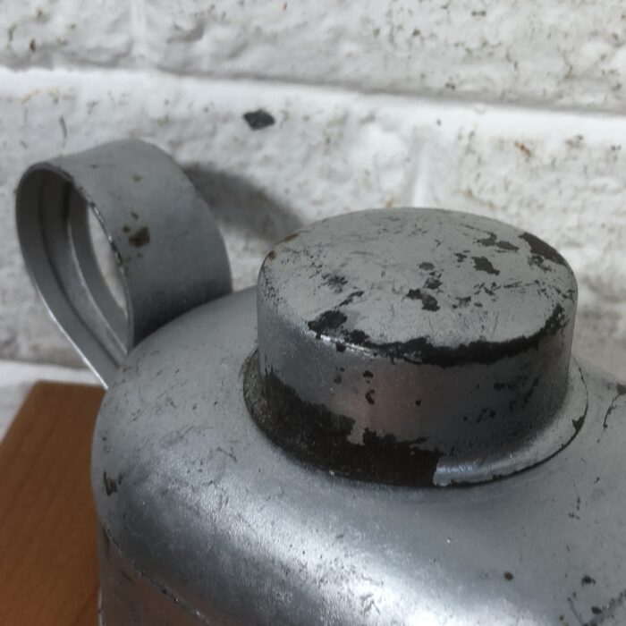 Vintage SAR/SAS Oil Dispensers - Image 4