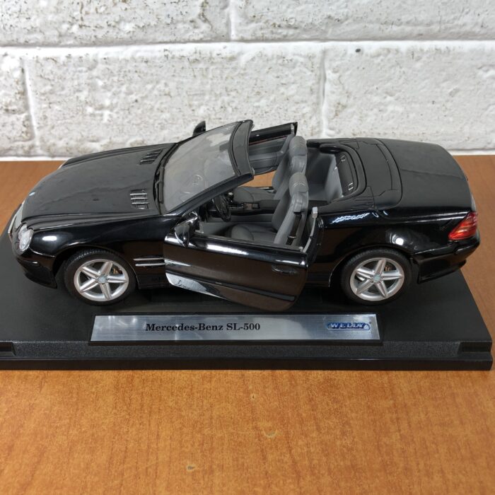 Mercedes-Benz SL-500 (1:18) - Image 3