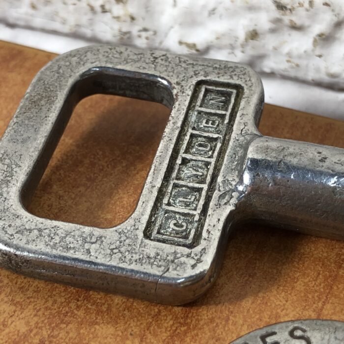 Vintage Keys - Image 3