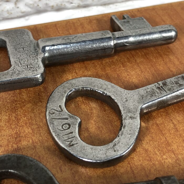 Vintage Keys - Image 9