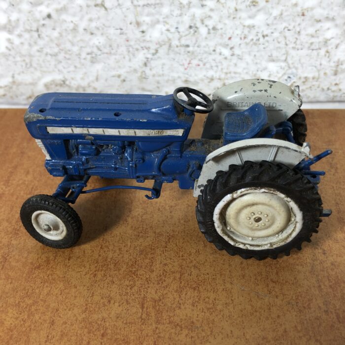 Vintage Britains Ford Tractor Model (Made in England) - Image 5