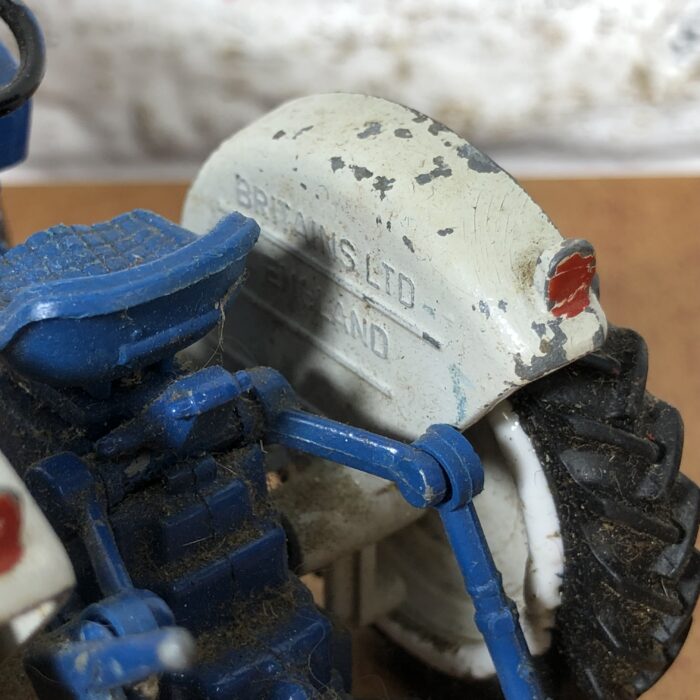 Vintage Britains Ford Tractor Model (Made in England) - Image 6