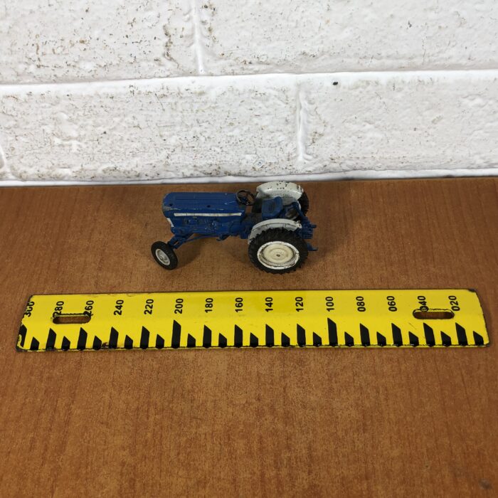 Vintage Britains Ford Tractor Model (Made in England) - Image 8