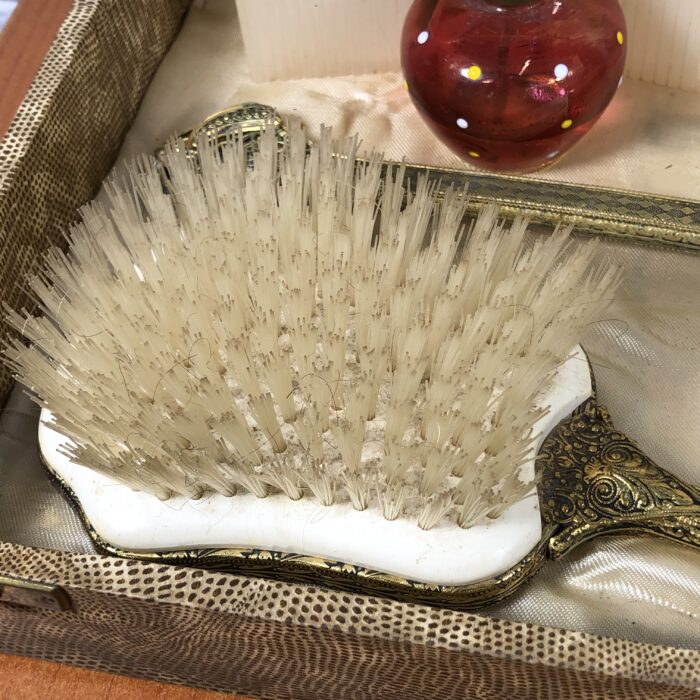 Vintage Vanity Set - Image 5