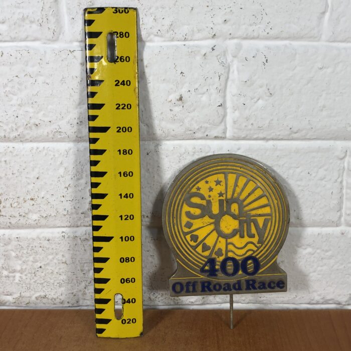 Vintage Sun City 400 Off Road Race Badge - Image 5