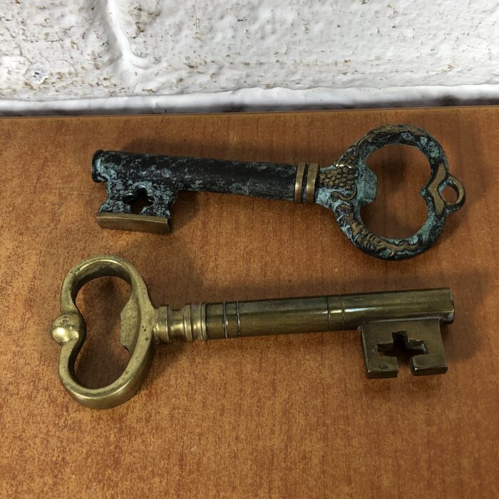 Vintage Key Corkscrews - Image 4