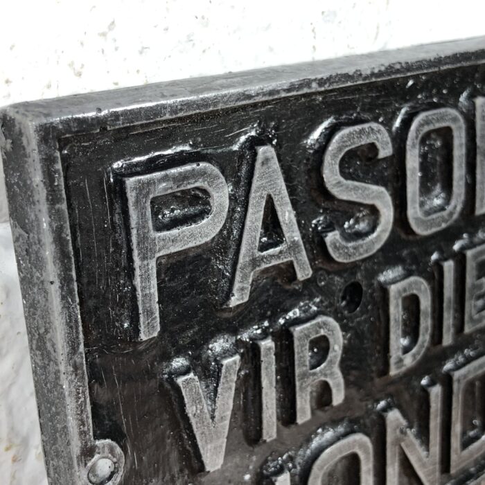 Small "Pasop Vir Die Hond" Sign - Image 2