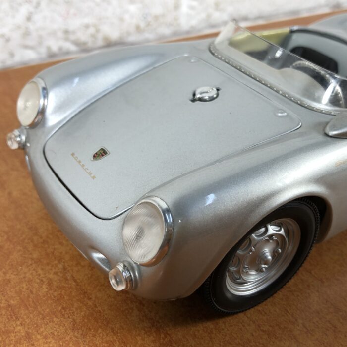 Porsche 550 A Spyder (1:18) - Image 4