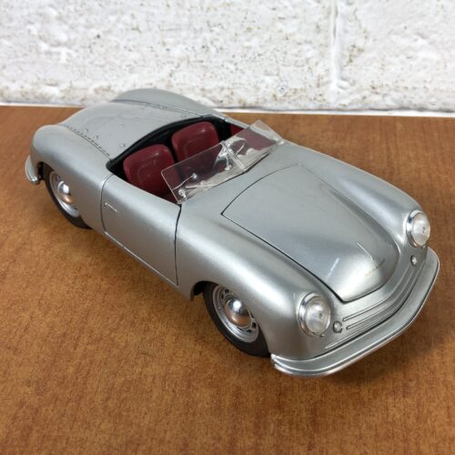 1948 Porsche 356 Roadster (1:18)