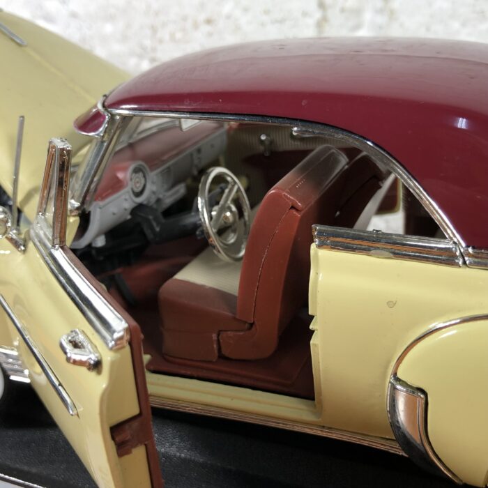 1950 Chevy Bel air (1:18) - Image 8
