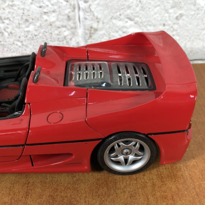 Ferrari F50 (1:18) - Image 8