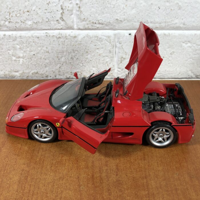 Ferrari F50 (1:18) - Image 5