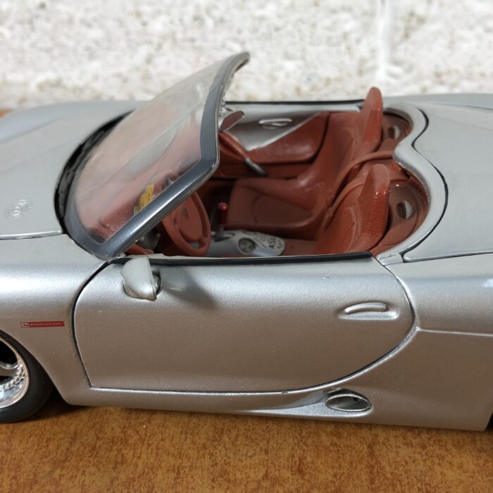 Porsche Boxster (1:18) - Image 7