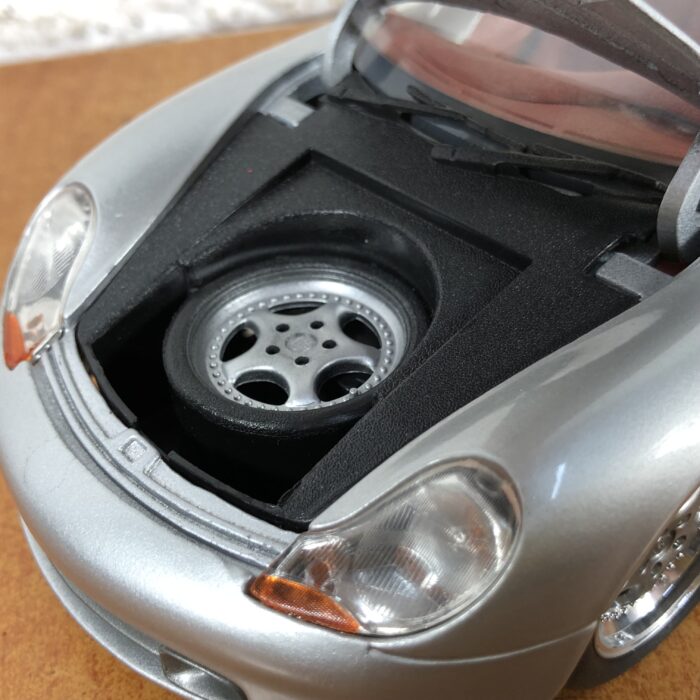 Porsche Boxster (1:18) - Image 6