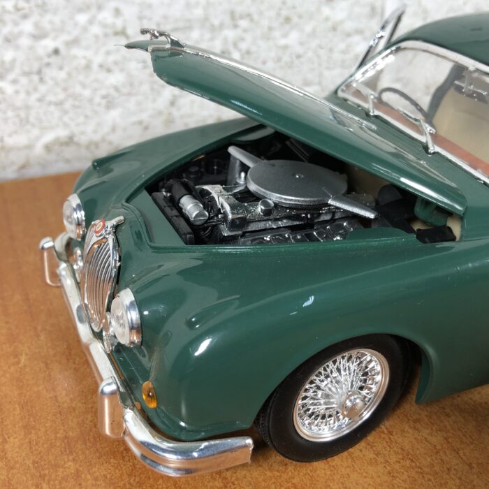 1959 Jaguar Mark II (1:18) - Image 5