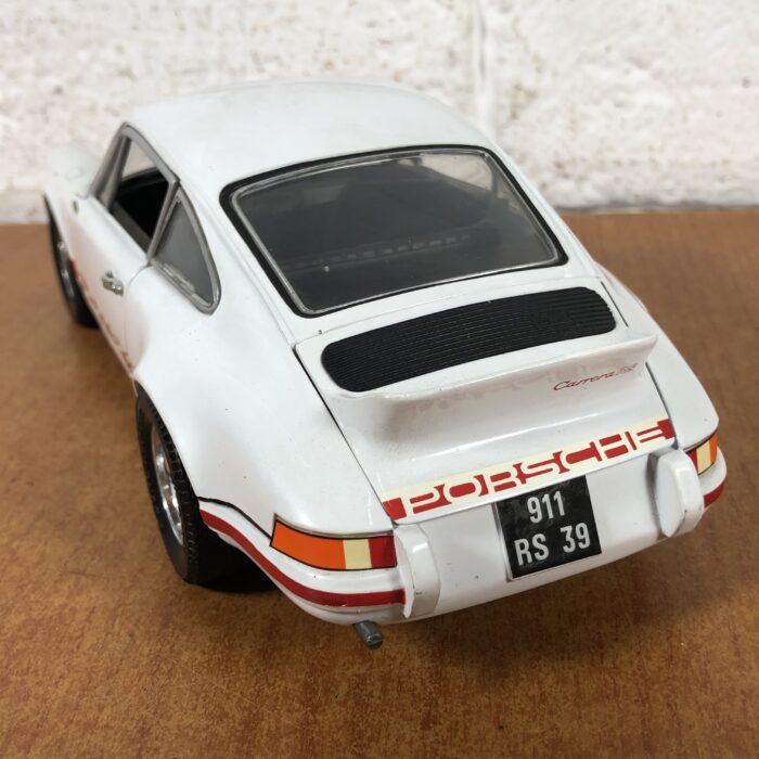 Porsche 911 RS (1:18) - Image 9