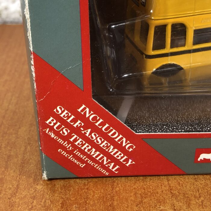 Corgi 'The Original Omnibus Company' Bristol L6B & Weymann Trolleybus Models (1:76) - Image 10