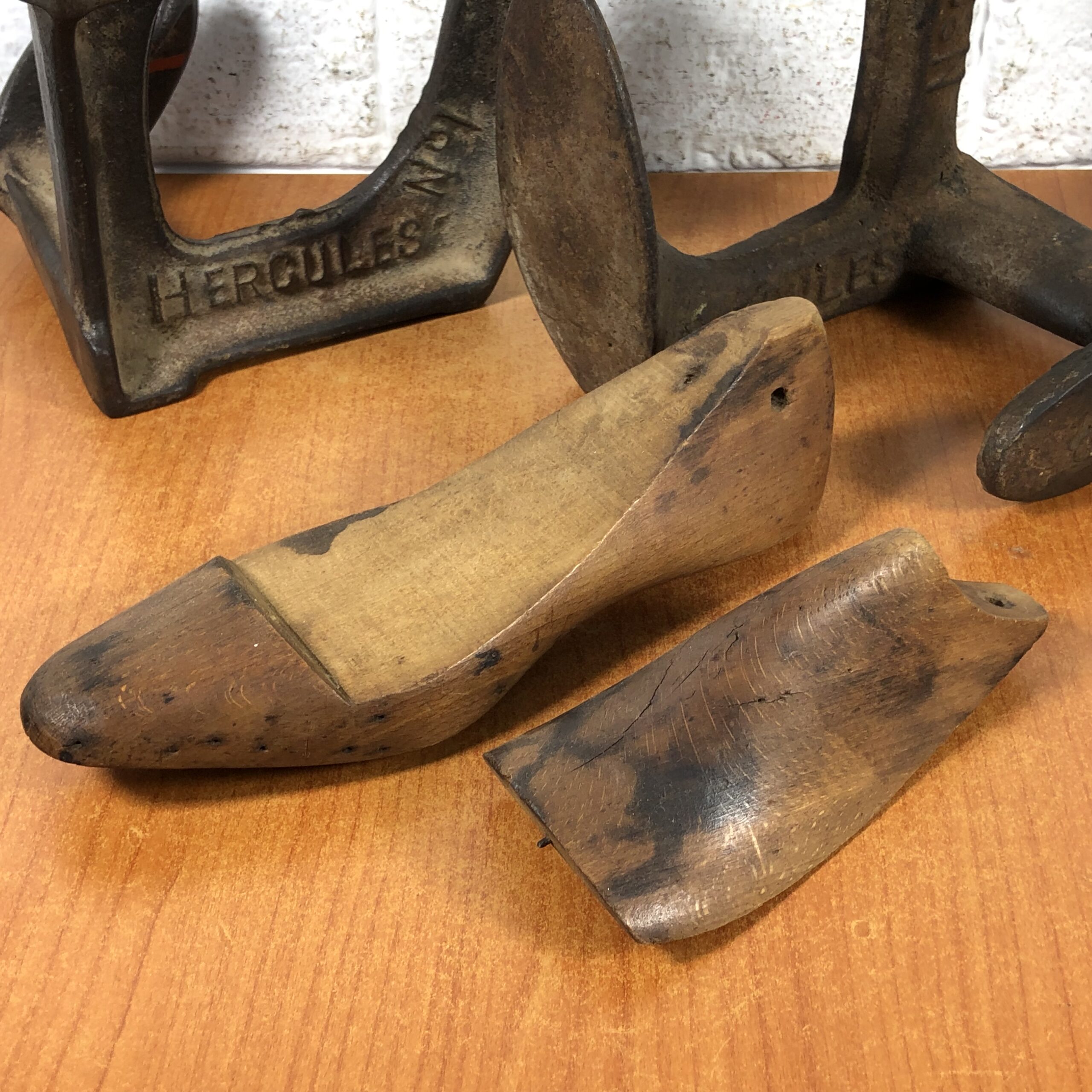 Vintage Shoe Molds & Anvils - Image 3