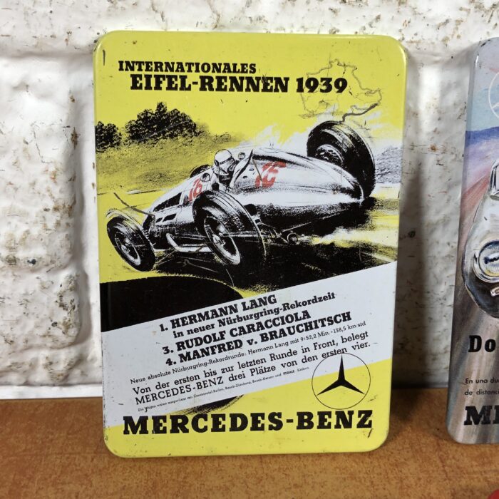 Set of 4 Mercedes-Benz Magnets - Image 2