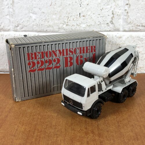 Mercedes-Benz Conrad Concrete Mixer Truck (1:50) ~ Made in West Germany