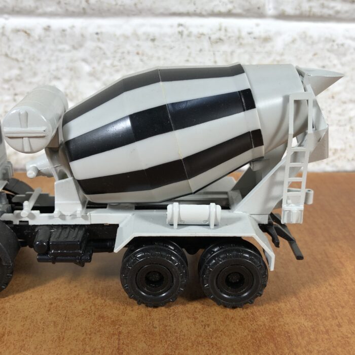 Mercedes-Benz Conrad Concrete Mixer Truck (1:50) ~ Made in West Germany - Image 6