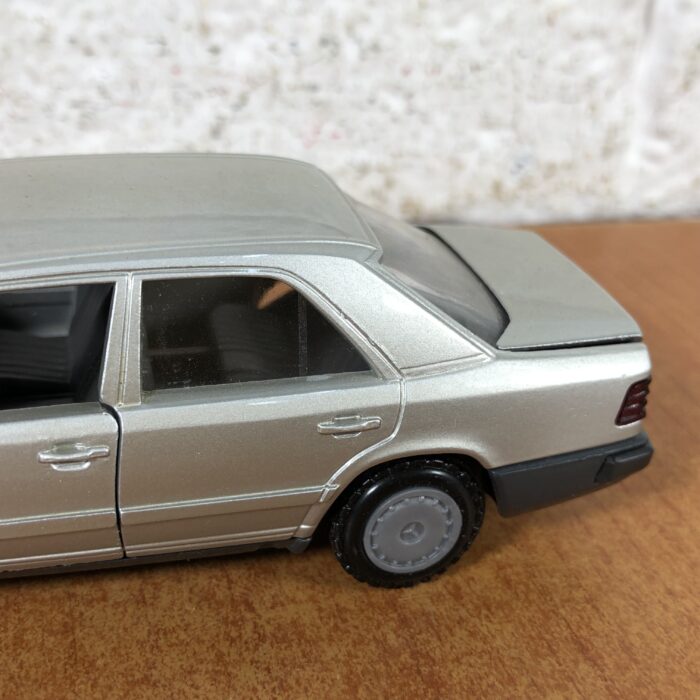 Mercedes-Benz 200-300 E Cursor Modell 1084 (Made in Germany) - Image 7