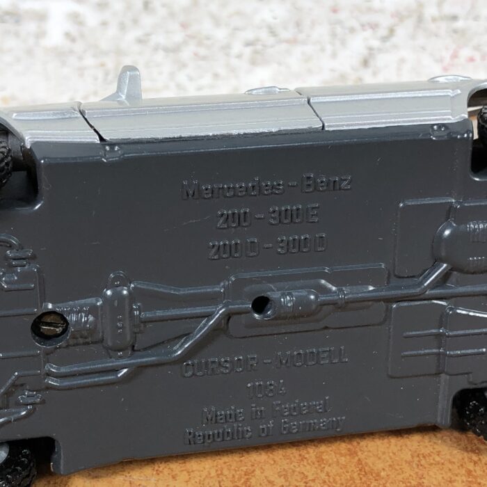 Mercedes-Benz 200-300 E Cursor Modell 1084 (Made in Germany) - Image 10