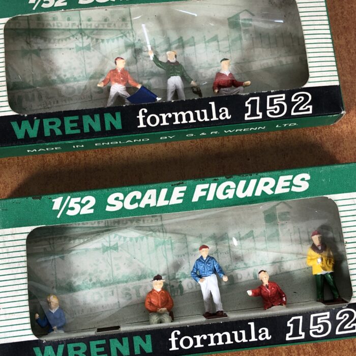 Wrenn Formula 152 Track Personnel Figurines (1:52) - Image 7