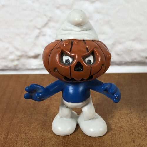 2005 Peyo Halloween Smurf Figurine
