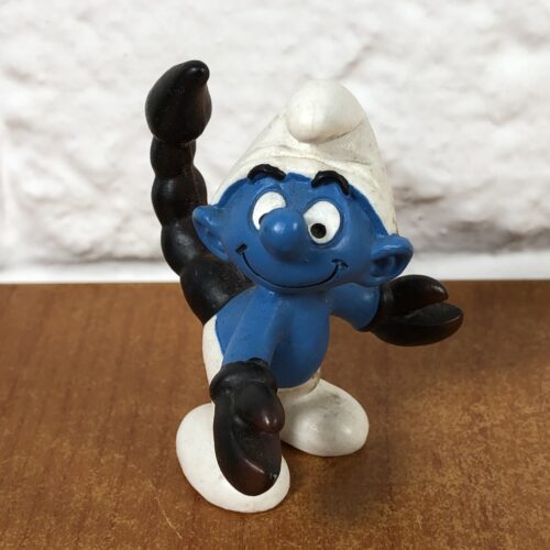 2009 Peyo Scorpio Smurf Figurine (Made in Germany)