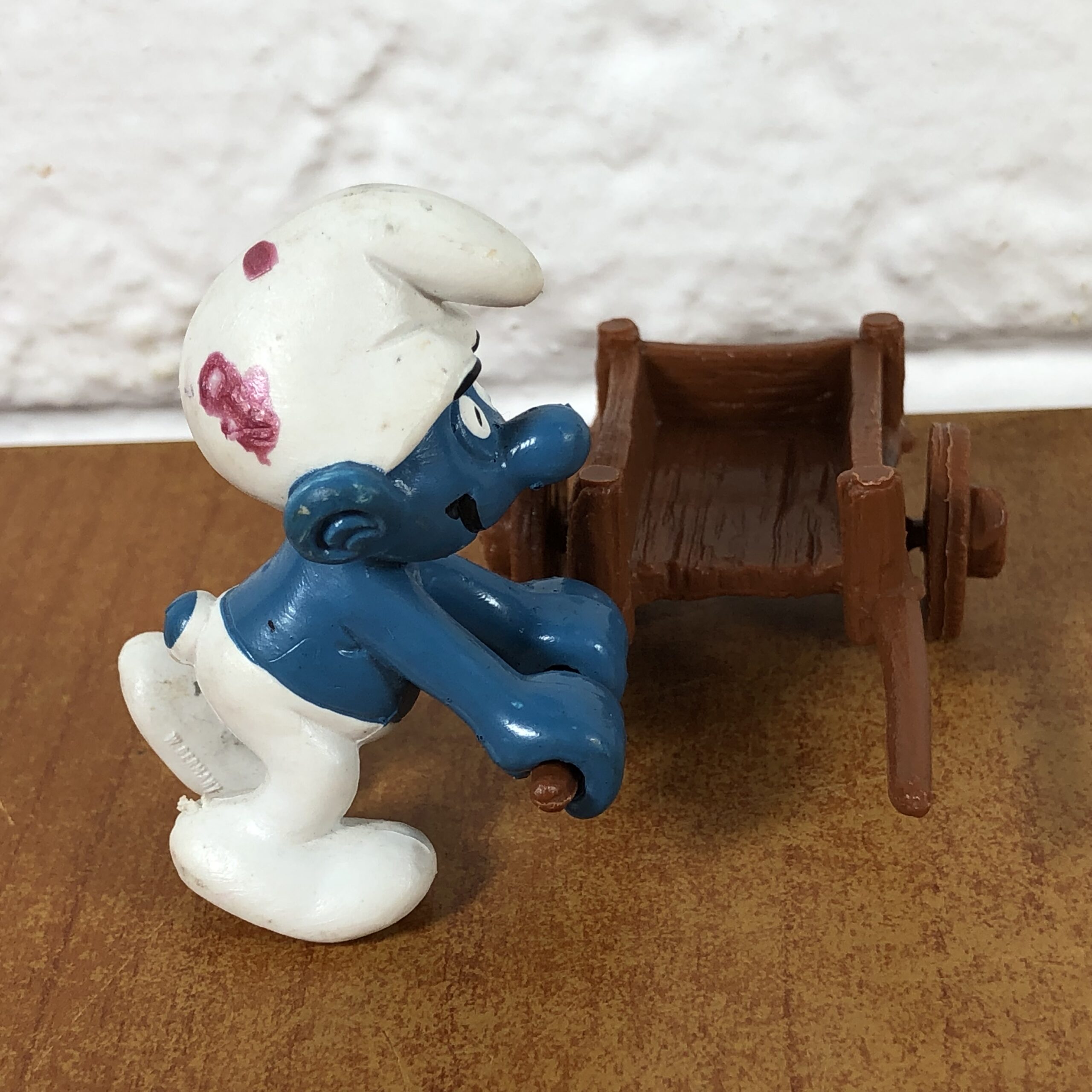 Peyo Wheelbarrow Smurf Figurine (Made in West Germany) - Image 4
