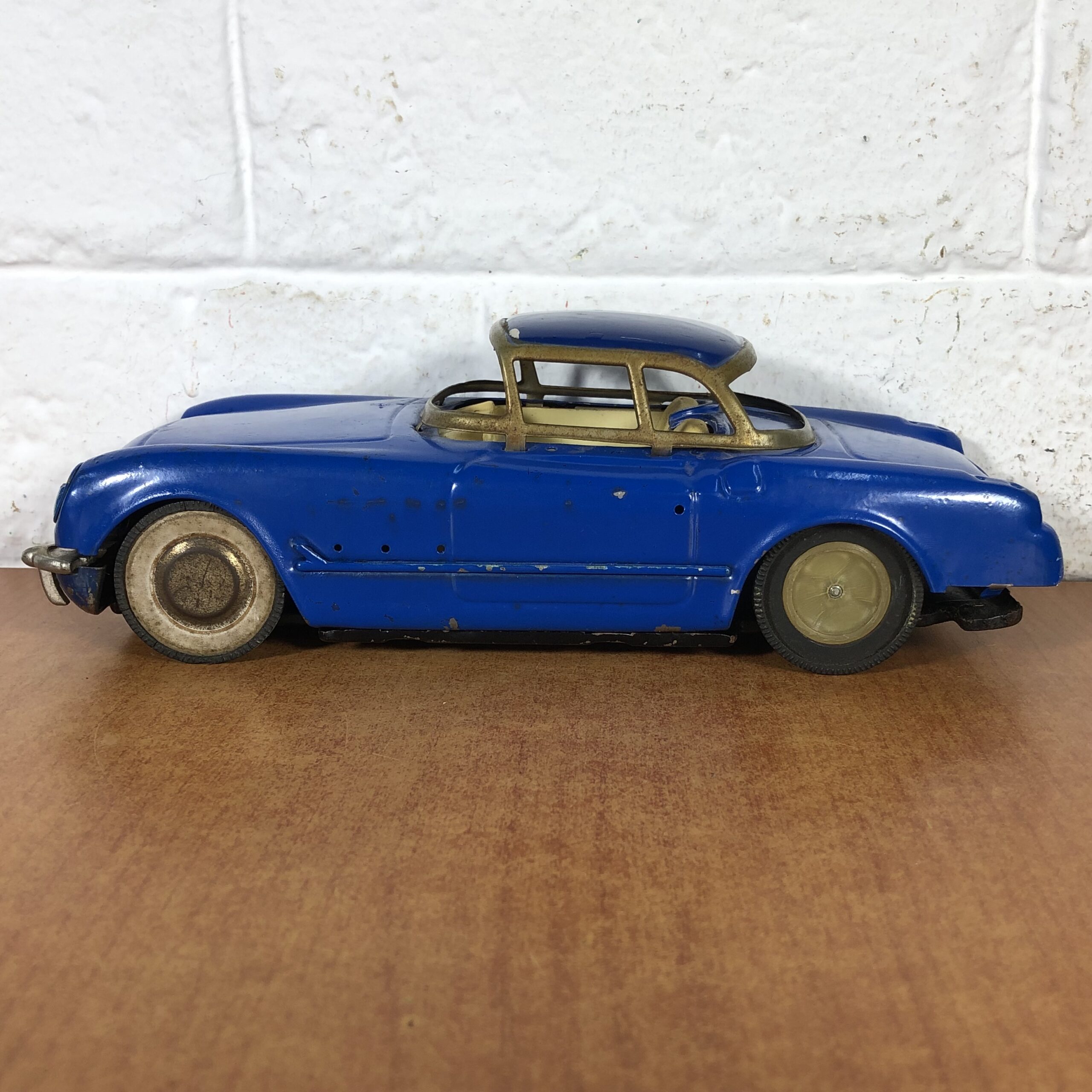 Vintage Chevrolet Corvette Tin Toy - Image 5