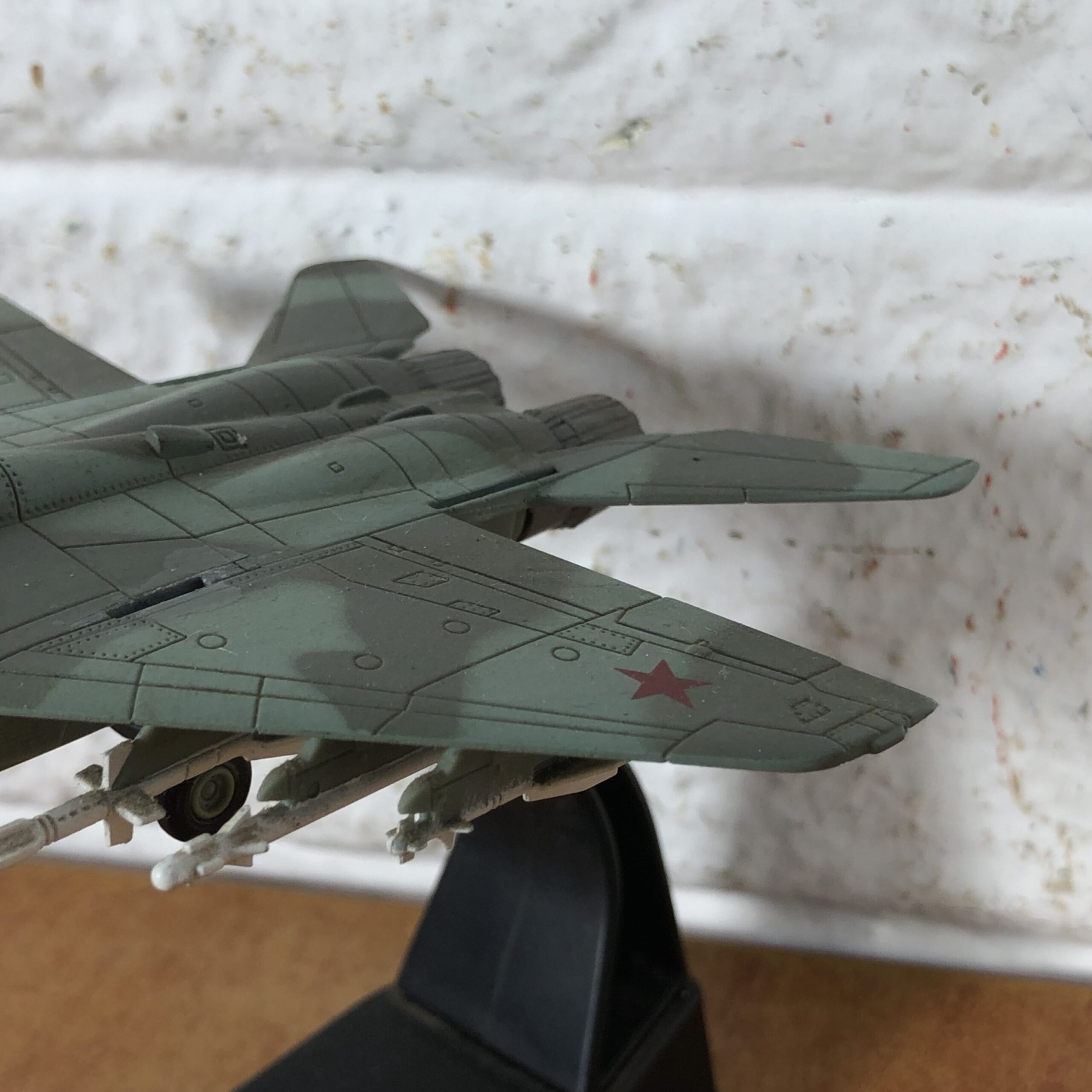 USSR 1991 Mikoyan MiG-29 'Fulcrum-C' Aircraft Model (1:100) - Image 7
