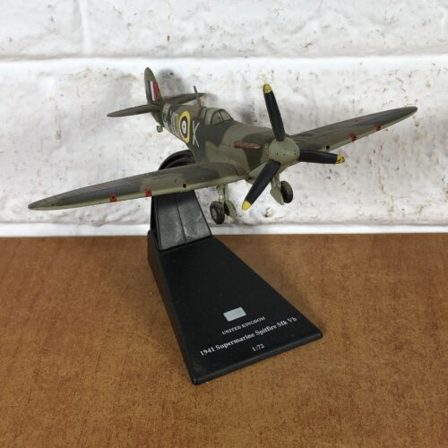 United Kingdom 1941 Supermarine Spitfire Mk Vb Aircraft Model (1:72)