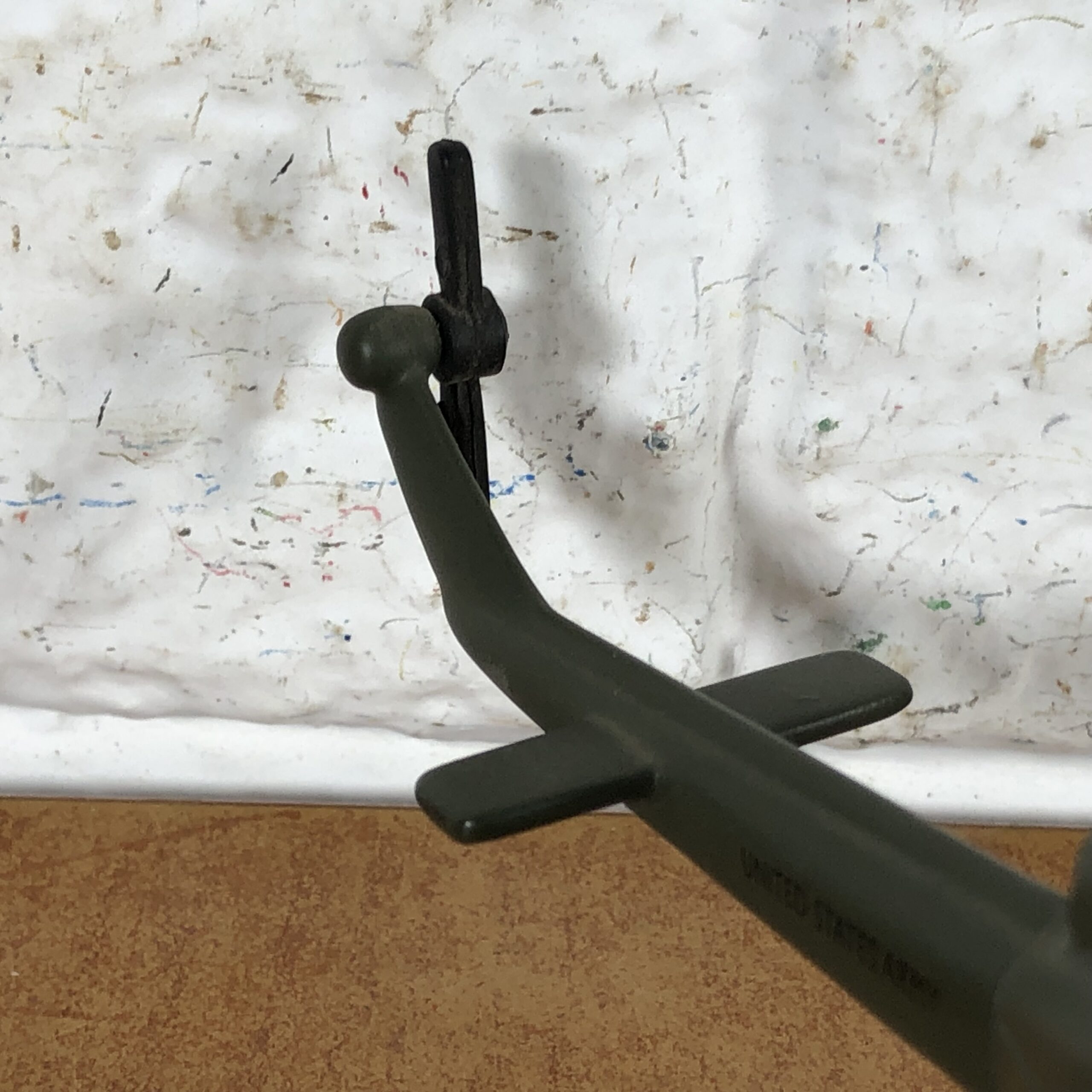 Bell UH-1 Iroquois "Huey" Helicopter Model - Image 3